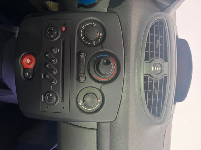 RENAULT Clio usata 9