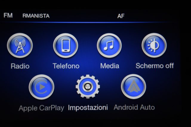 LANCIA Ypsilon usata, con Autoradio digitale