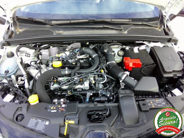 RENAULT Clio usata, con Fari LED