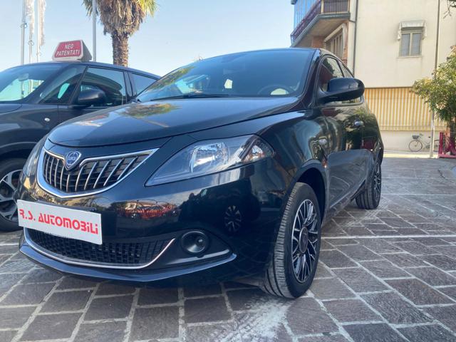 LANCIA Ypsilon usata, con ABS