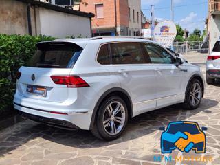 VOLKSWAGEN Tiguan usata, con Autoradio