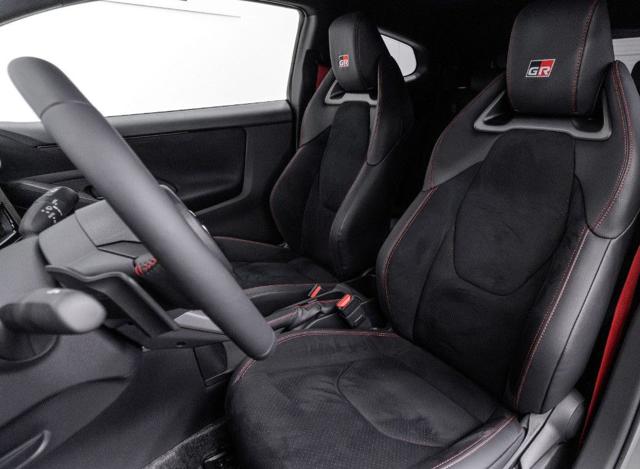 TOYOTA Yaris usata, con Controllo trazione