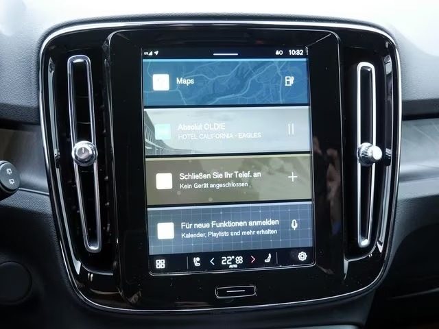 VOLVO XC40 usata, con Autoradio