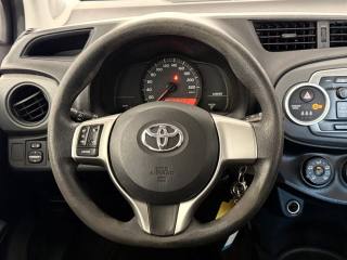 TOYOTA Yaris usata 9