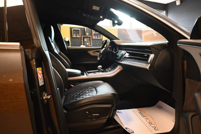 AUDI Q8 usata 34
