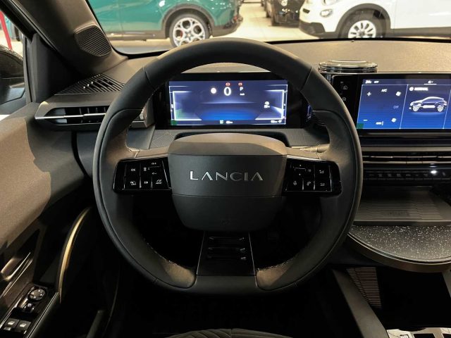 LANCIA Ypsilon usata, con Sedile posteriore sdoppiato