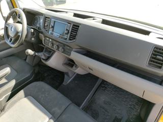 VOLKSWAGEN Crafter usata, con Porta scorrevole