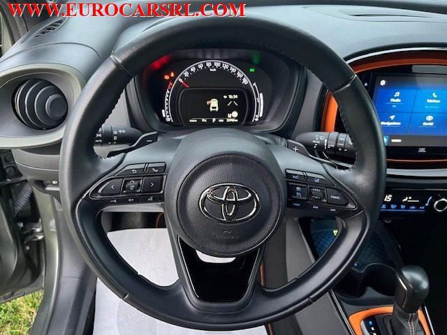 TOYOTA Aygo X usata, con Specchietti laterali elettrici
