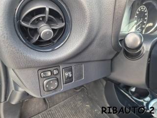 TOYOTA Yaris usata, con Controllo automatico clima