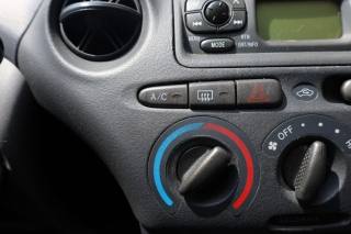 TOYOTA Yaris usata 26