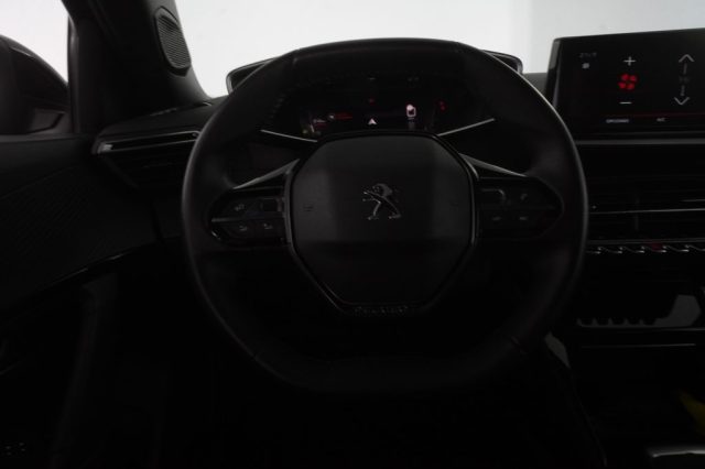 PEUGEOT 2008 usata 11