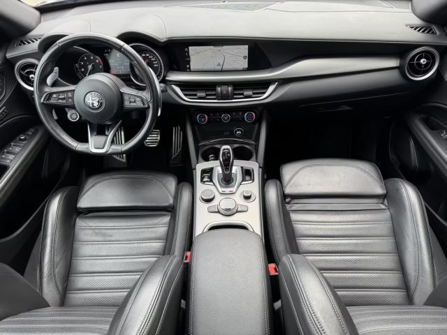 ALFA ROMEO Stelvio usata, con Controllo automatico clima
