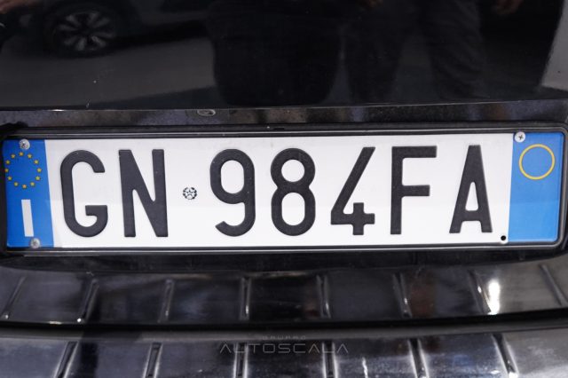 PEUGEOT 5008 usata, con Head-up display
