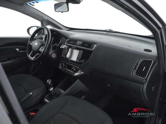 KIA Rio usata 11