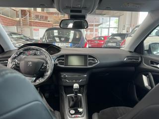 PEUGEOT 308 usata, con Sistema di navigazione