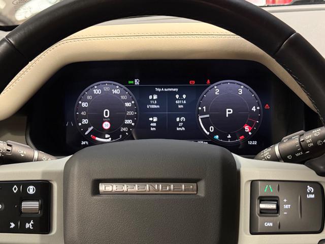 LAND ROVER Defender usata, con USB