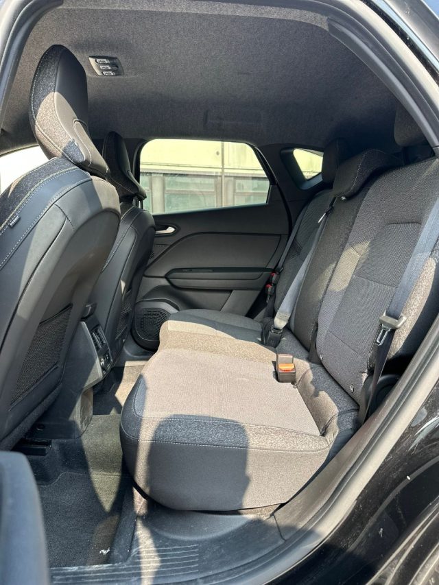 RENAULT Captur usata, con Autoradio digitale