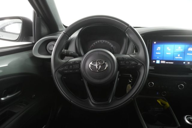 TOYOTA Aygo X usata 5