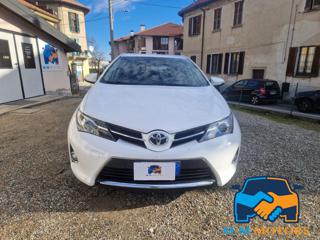 TOYOTA Auris usata, con Airbag