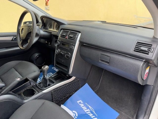 MERCEDES-BENZ B 160 usata, con Controllo automatico clima