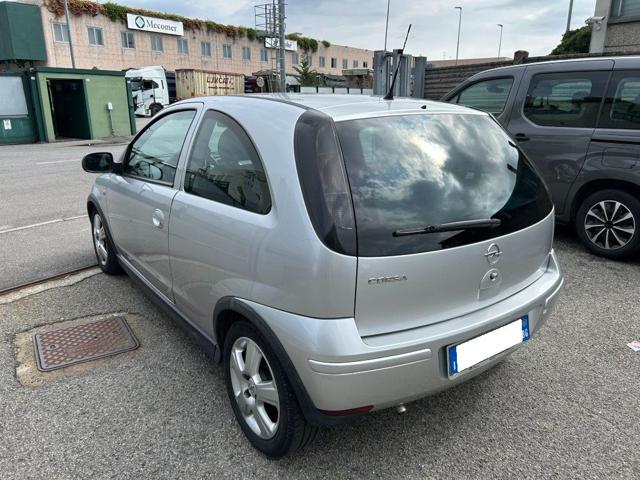 OPEL Corsa usata, con Airbag Passeggero