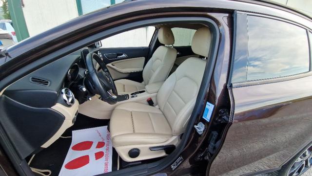 MERCEDES-BENZ GLA 180 usata, con Controllo trazione