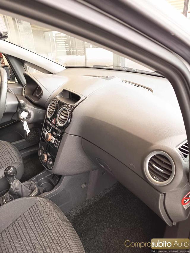 OPEL Corsa usata 18