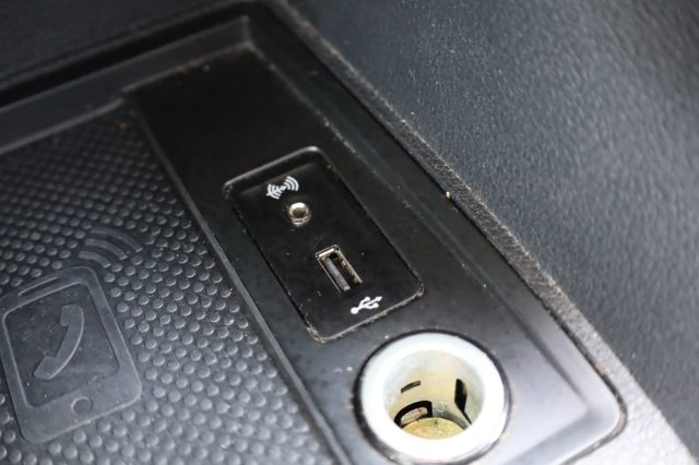 VOLKSWAGEN Caddy usata, con Climatizzatore automatico, 2 zone
