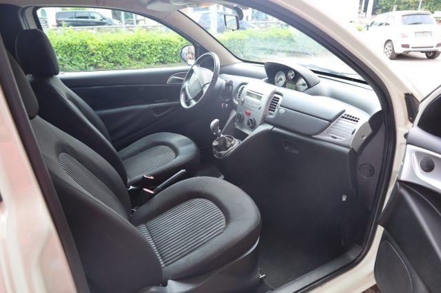 LANCIA Ypsilon usata 64