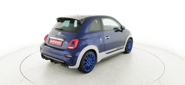 ABARTH 695 usata, con Touch screen