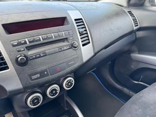 MITSUBISHI Outlander usata, con Climatizzatore
