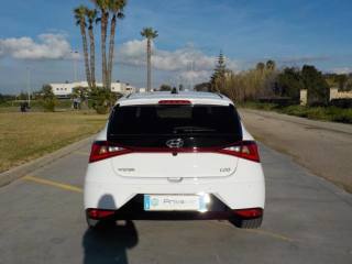 HYUNDAI i20 usata, con Autoradio
