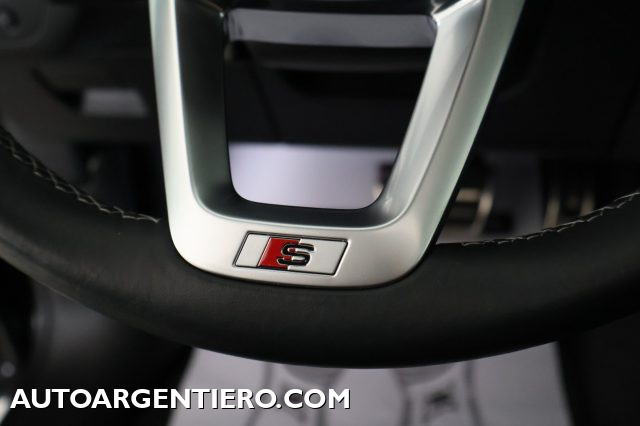 AUDI Q5 usata, con Specchietti laterali elettrici