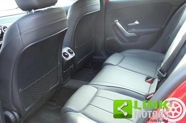 MERCEDES-BENZ A 180 usata, con Sedile posteriore sdoppiato