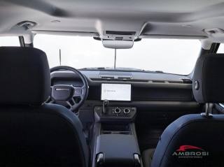 LAND ROVER Defender usata 8