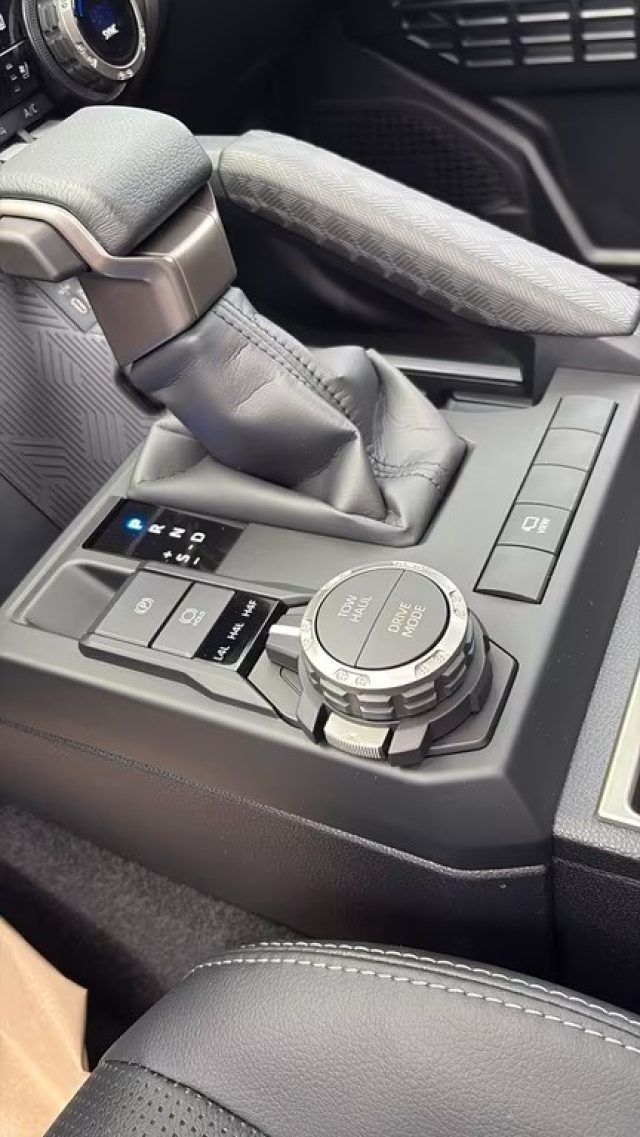 TOYOTA 4-Runner usata, con Airbag Passeggero