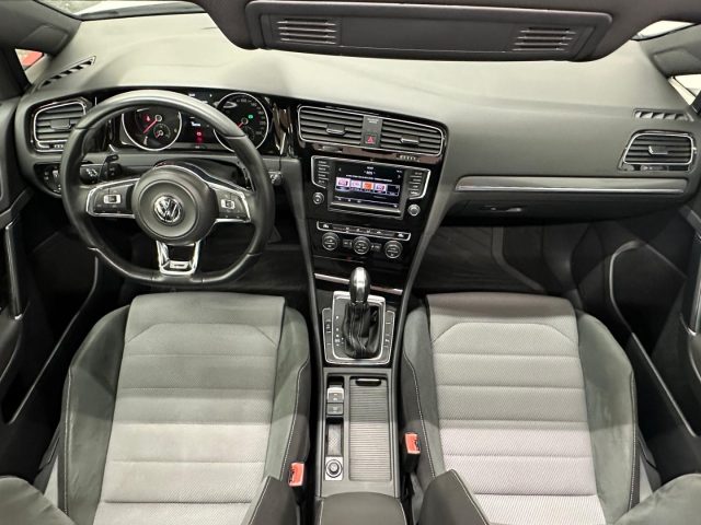 VOLKSWAGEN Golf usata, con Controllo automatico clima