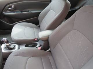 KIA Rio usata, con Volante in pelle