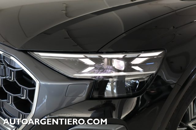AUDI Q8 usata, con Fari di profondità antiabbagliamento