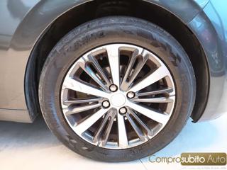 PEUGEOT 208 usata 15