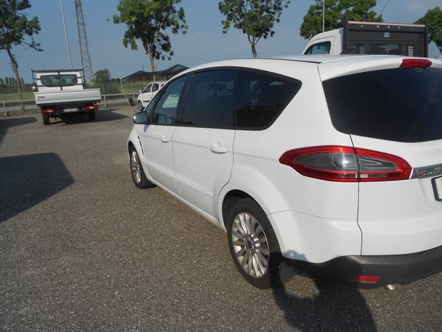 FORD S-Max usata, con Alzacristalli elettrici