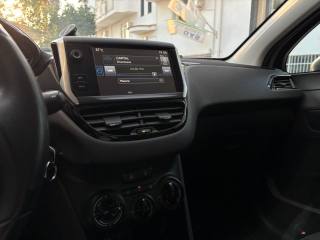 PEUGEOT 208 usata, con Limitatore di velocità
