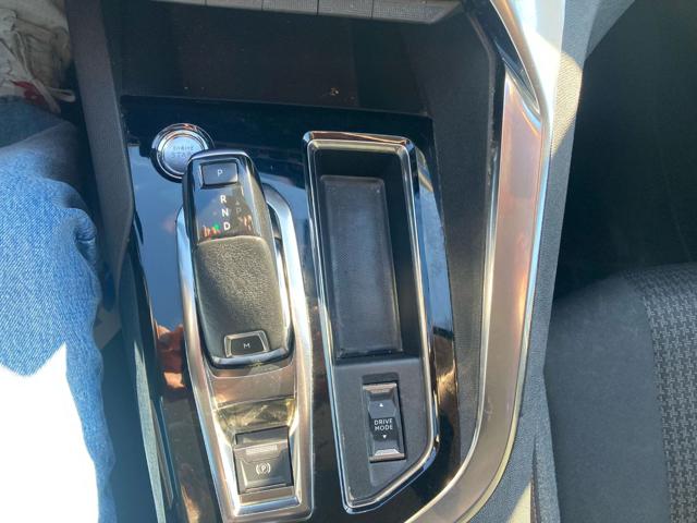 PEUGEOT 3008 usata, con Climatizzatore