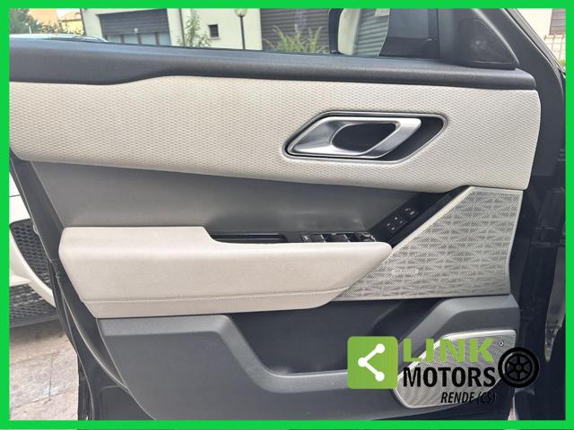 LAND ROVER Range Rover Velar usata, con Sedile posteriore sdoppiato