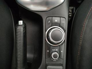 MAZDA 2 usata, con Controllo vocale