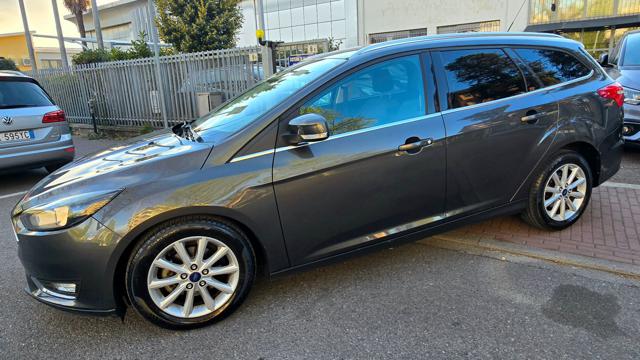 FORD Focus usata, con Airbag