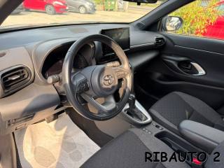 TOYOTA Yaris Cross usata, con USB