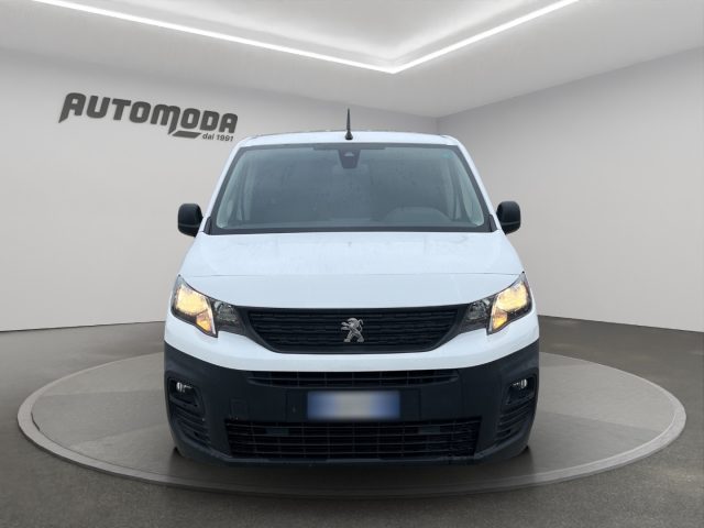 PEUGEOT Partner usata, con Autoradio digitale