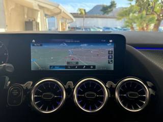MERCEDES-BENZ GLA 220 usata, con Bracciolo