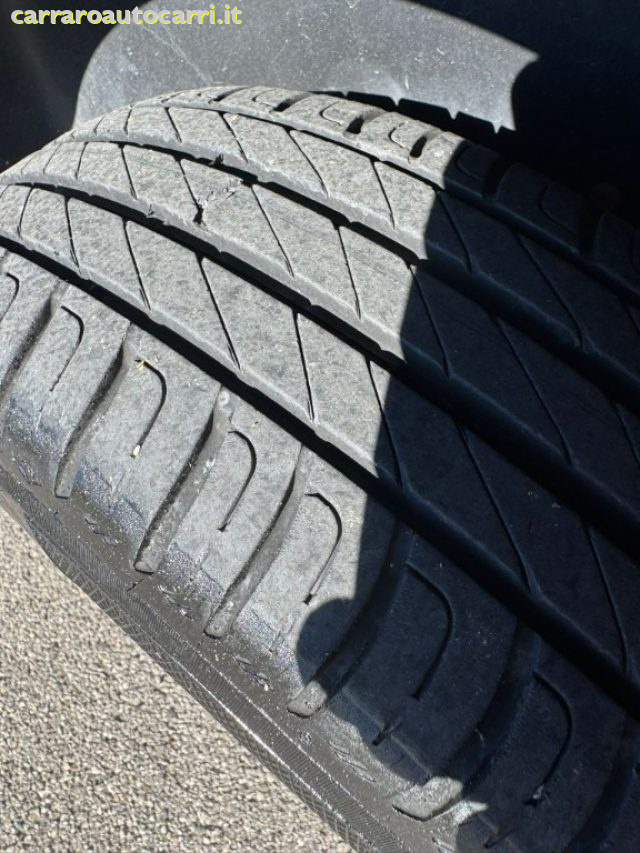 VOLKSWAGEN Caddy usata, con Isofix